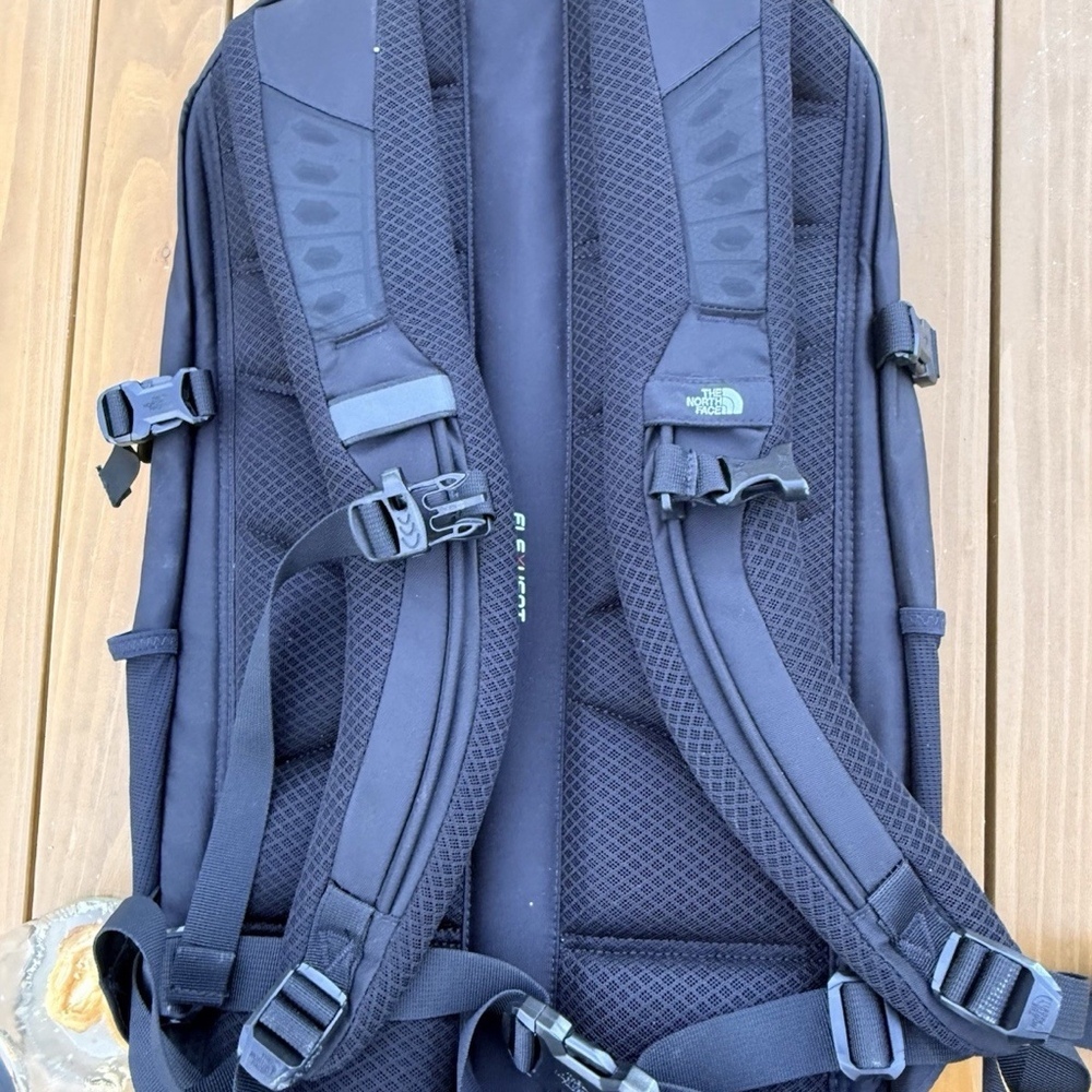 The North Face Fall Line Backpack With Bordered - Picture 9 of 10